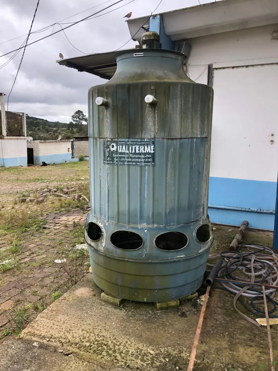 LOTE 000 - SILOS DE INOX – CALDEIRAS – TANQUES 100MIL L – BALANÇA RODOVIÁRIA – RESERVATÓRIO DE ÁGUA – UNO MILLE 95/96