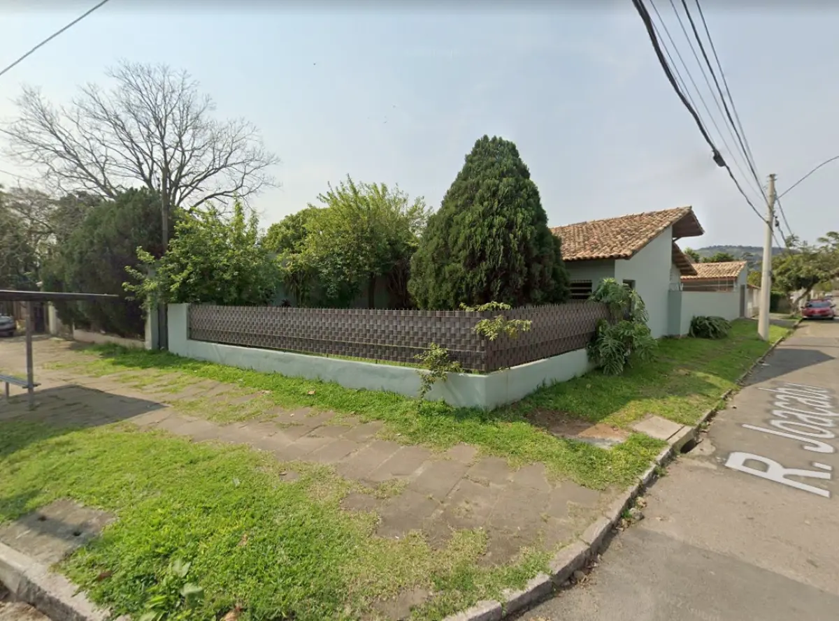 LOTE 000 - GRANDE IMÓVEL B. GUARUJÁ, EM POA