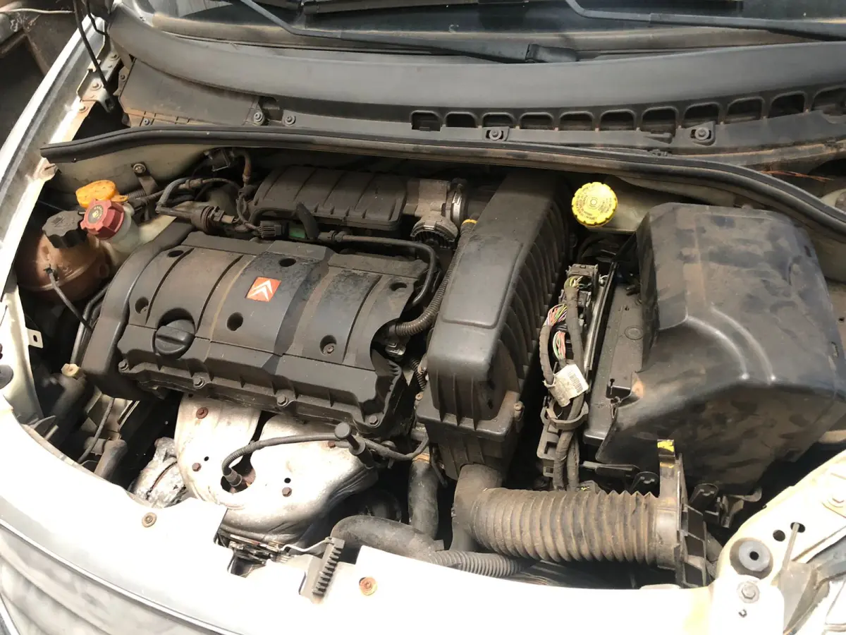 LOTE 004 - CITROEN/C3 Exclusive 1.6 Flex Aut, fabricação/modelo 2009/2010, cor: prata