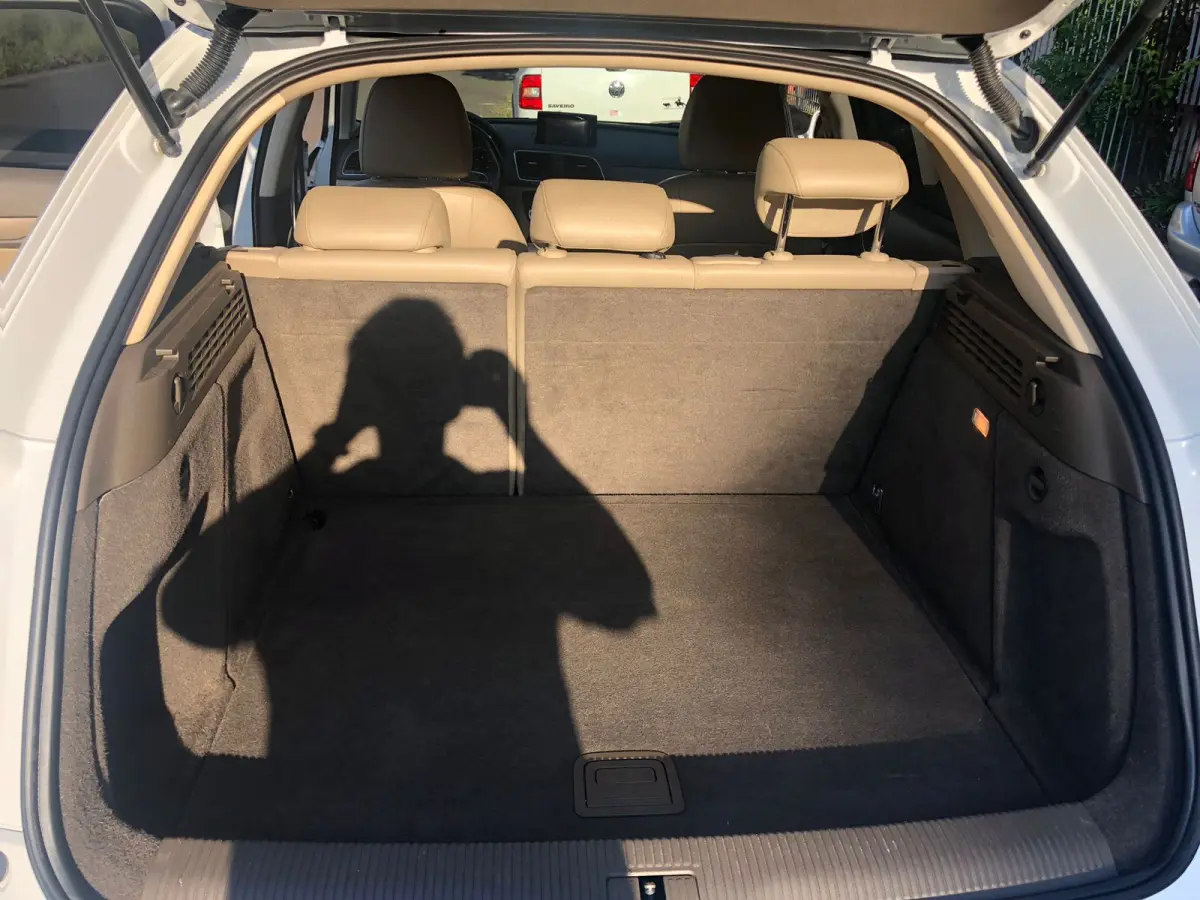 LOTE 003 - I/AUDI Q3 2.0 TFSI, fabricação/modelo 2013/2014, cor: branca