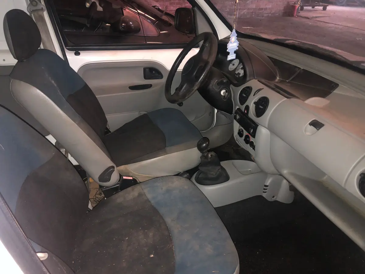 LOTE 001 - Renalut/Kangoo Express16