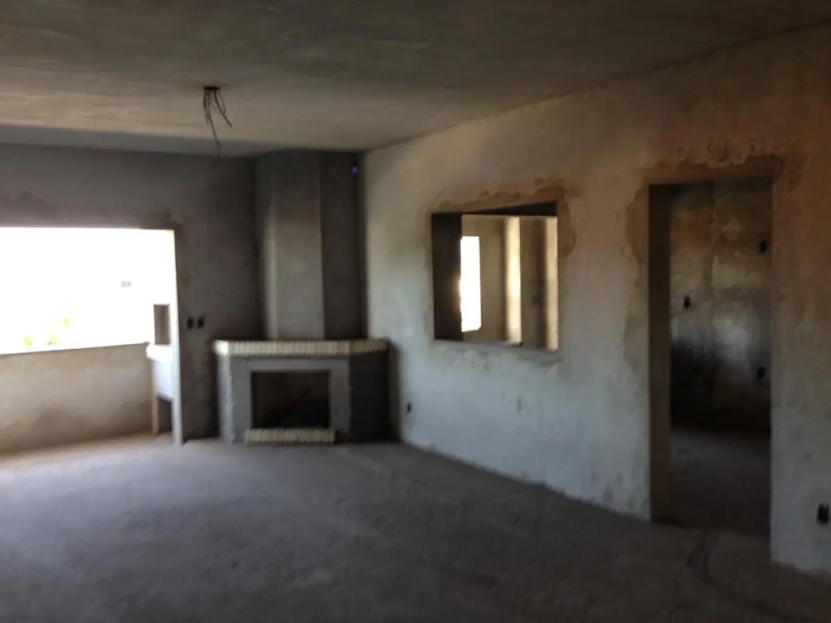 LOTE 001 - GRANDE PRÉDIO 2.415m2 EM NH – RUA SETE DE SETEMBRO COM LOCAÇÃO GARANTIDA