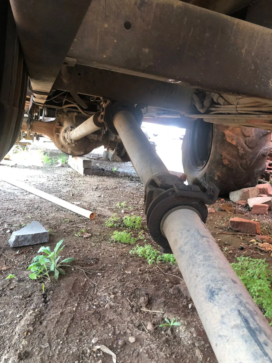 LOTE 003 - Caminhão Ford/Cargo 1622, fabricação/modelo 1999/1999, placa MAM9B04.