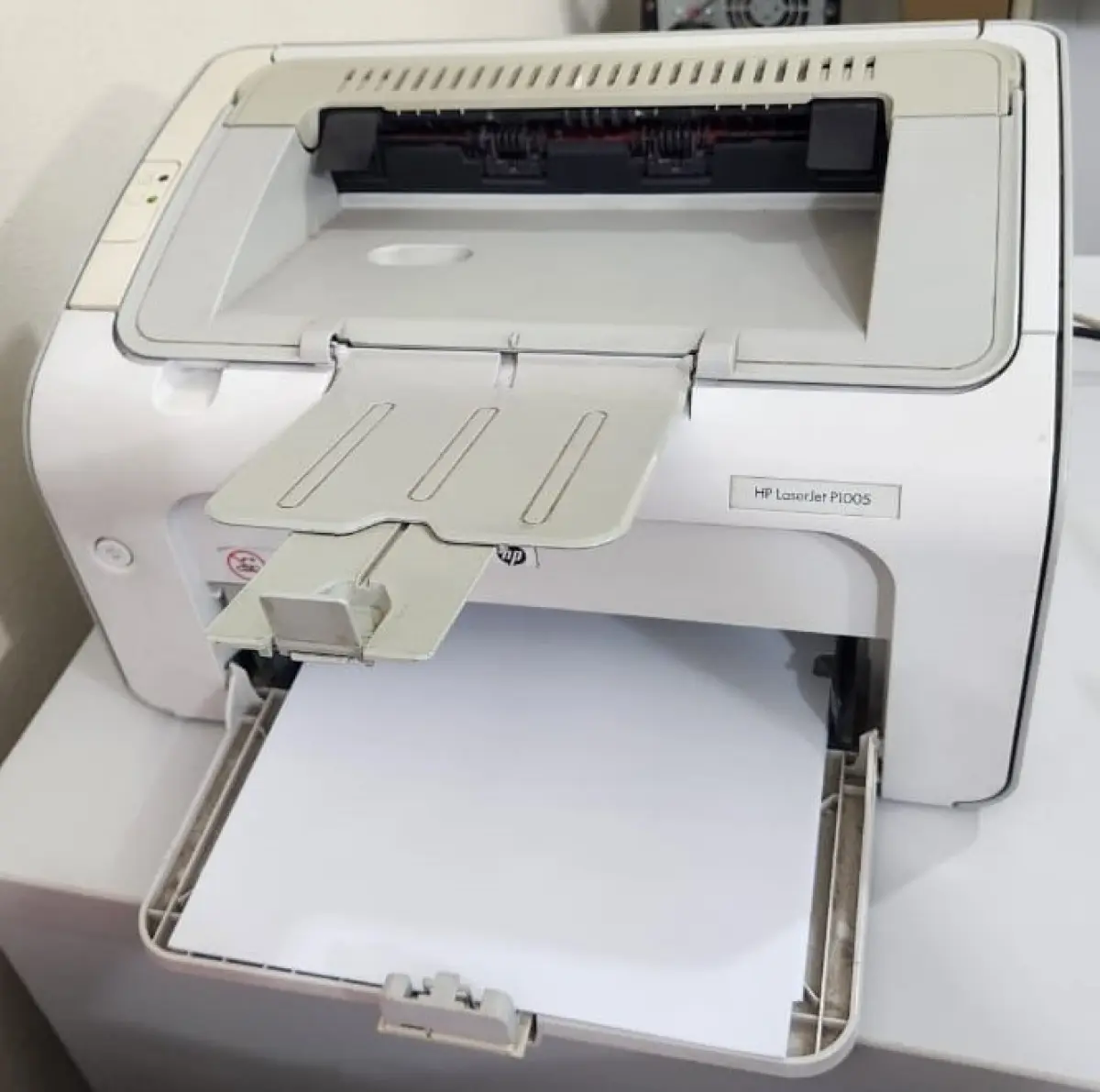 LOTE 110 - IMPRESSORA HP, LASERJET P1005