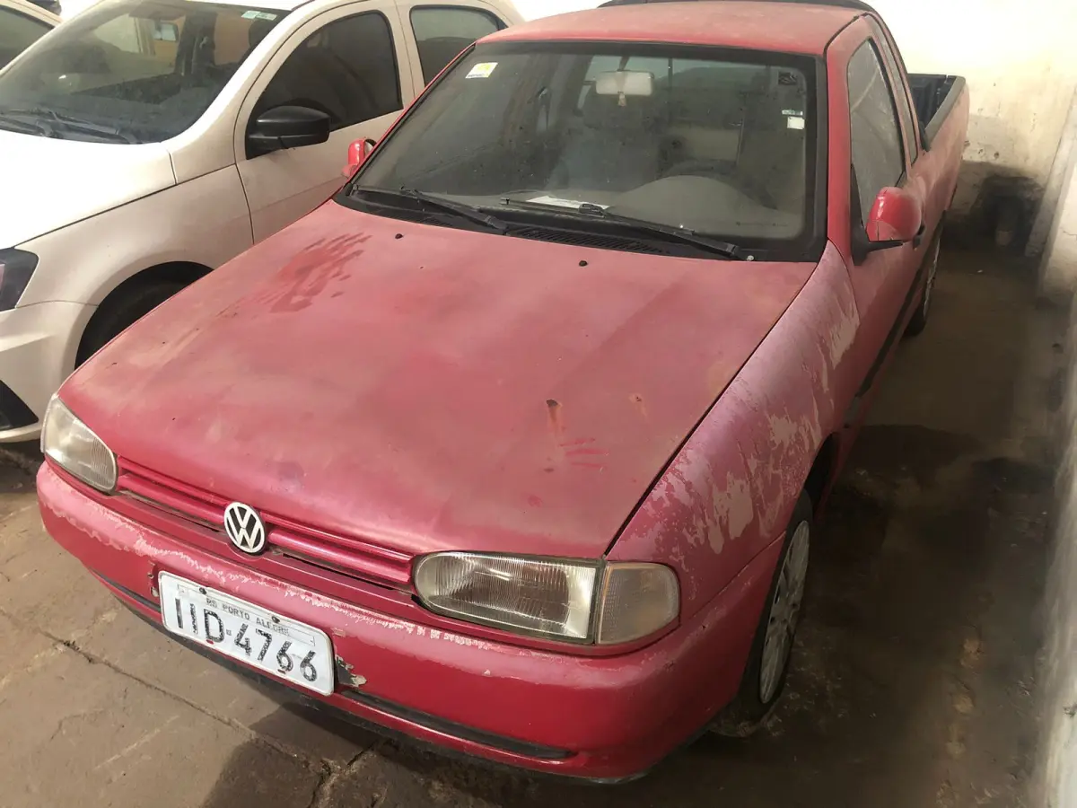LOTE 000 - VW-Volkswagen Saveiro, placas IID 4766