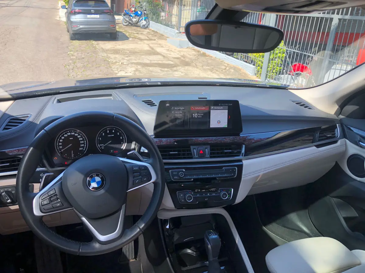 LOTE 001 - BMW/X1 SDRIVE 20i 2.0/2.0 TB Acti. Flex Aut, fabricação/modelo 2021/2022