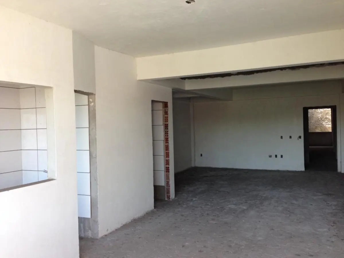 LOTE 001 - GRANDE PRÉDIO 2.415m2 EM NH – RUA SETE DE SETEMBRO COM LOCAÇÃO GARANTIDA
