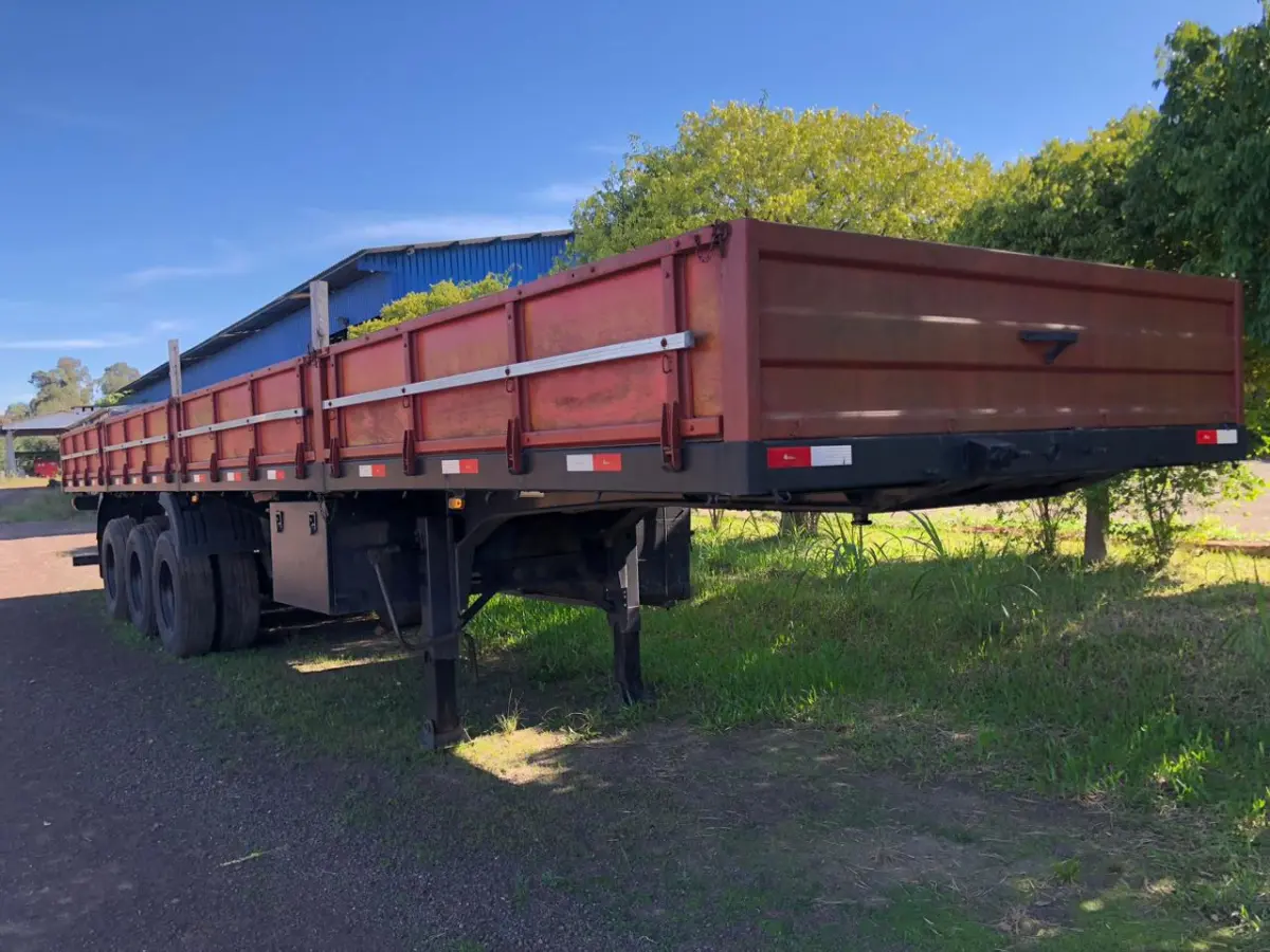 LOTE 070 - CARRETA FACCHINI SRF 3 EIXOS, ANO 2008/2009, PLACAS IPG 7183