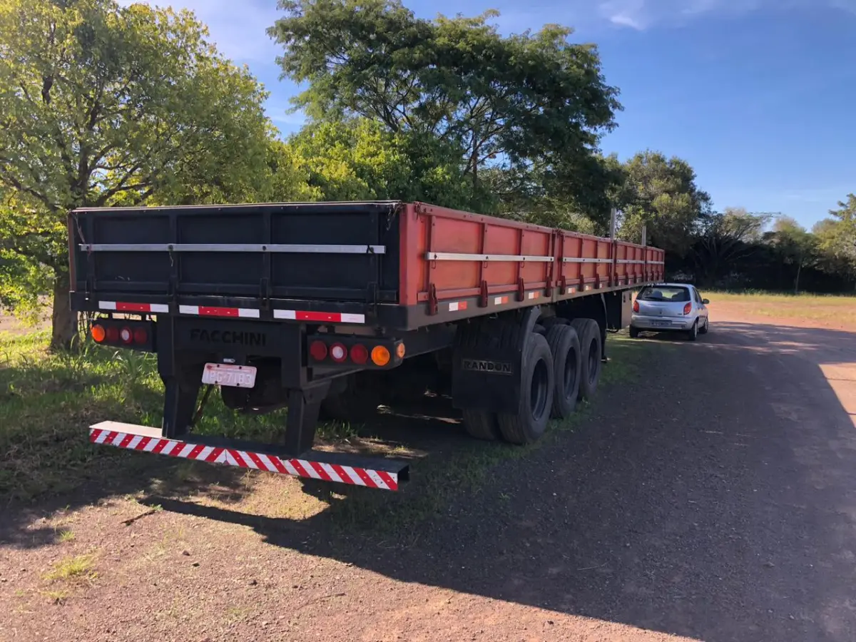 LOTE 070 - CARRETA FACCHINI SRF 3 EIXOS, ANO 2008/2009, PLACAS IPG 7183