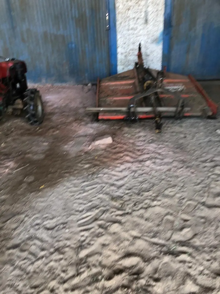 LOTE 059 - ROÇADEIRA P/ TRATOR