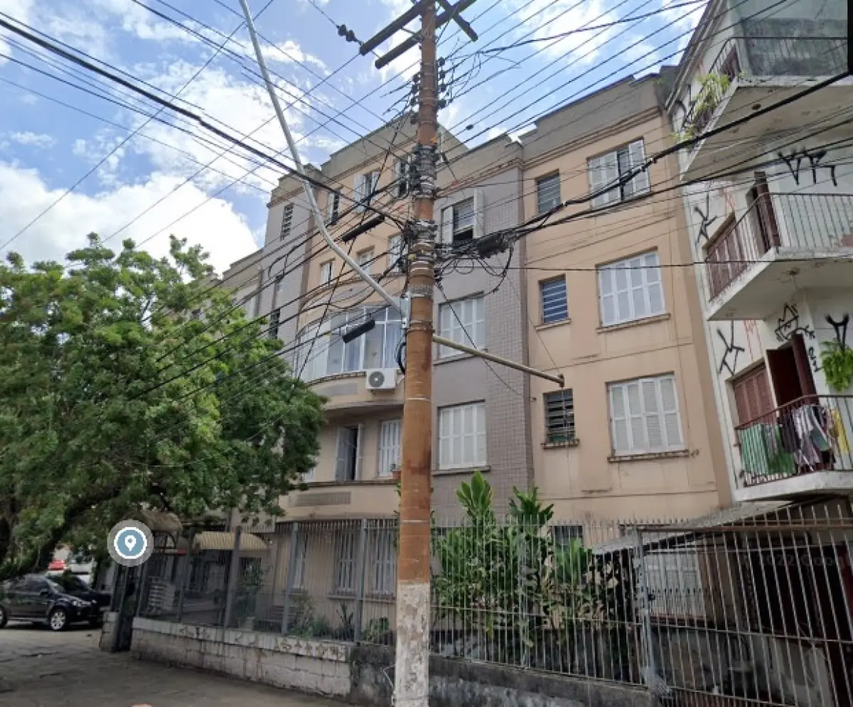 LOTE 000 - O apartamento nº 24 do Edifício Carravetta, na Av. Bento Gonçalves nº 346 área total de 77,1138m2, sendo 55,6430m2 de área construída