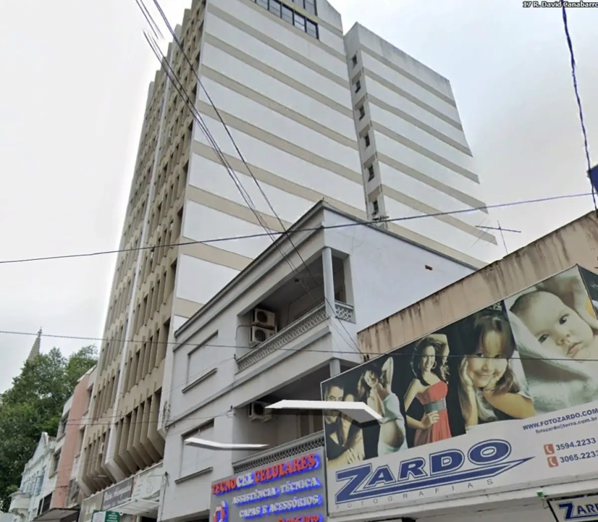 LOTE 012 - 53% da Sala 1101 Edifício Adolfo, com área privativa de 338,23m2 e área total de 429,72m2. Novo Hamburgo/RS