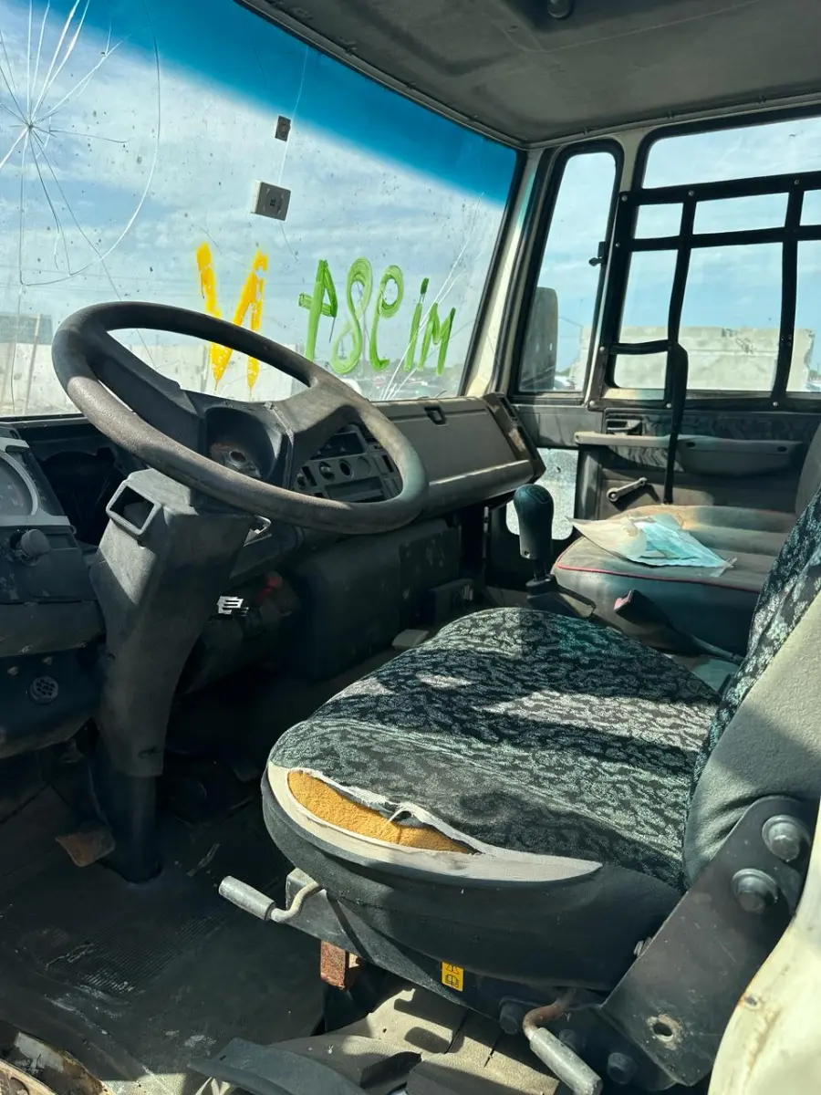 LOTE 000 - FORD CARGO 815 E ANO 2011