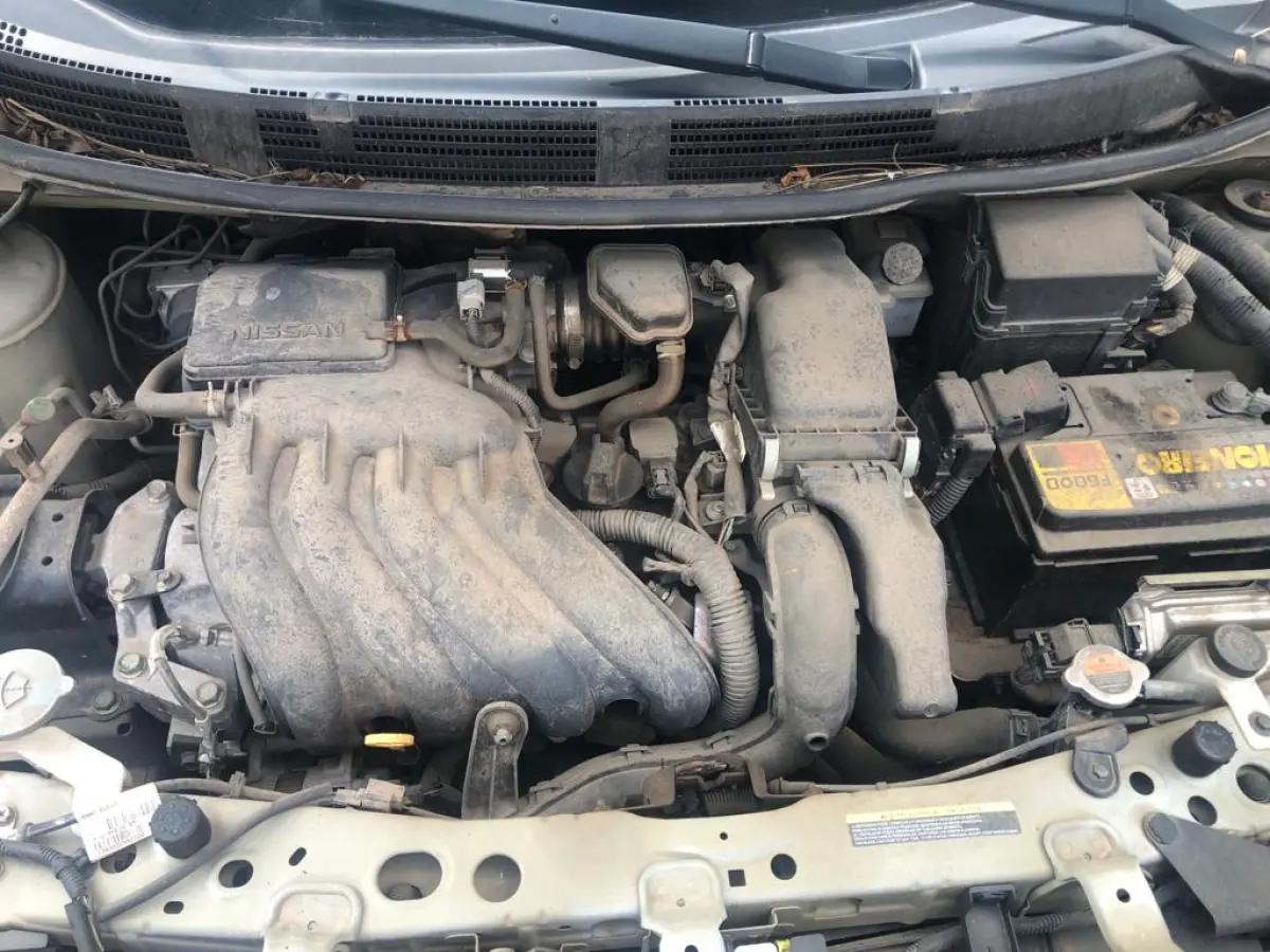 LOTE 012 - Nissan Versa Unique 1.6 16v FlexStart 4p Aut, fab/mod 2016/2017