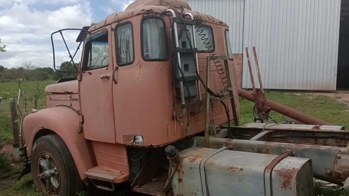 LOTE 009 - Scania/L110 1975, fab/mod 1975, placa MAV7468