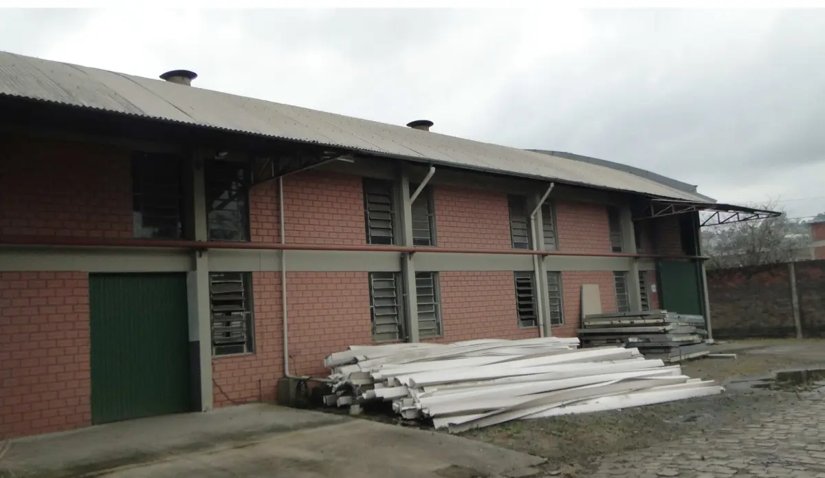 LOTE 001 - GRANDE IMOVEL EM CANUDOS COM 13.600M2 PAVILHAO FABRIL NOVO HAMBURGO