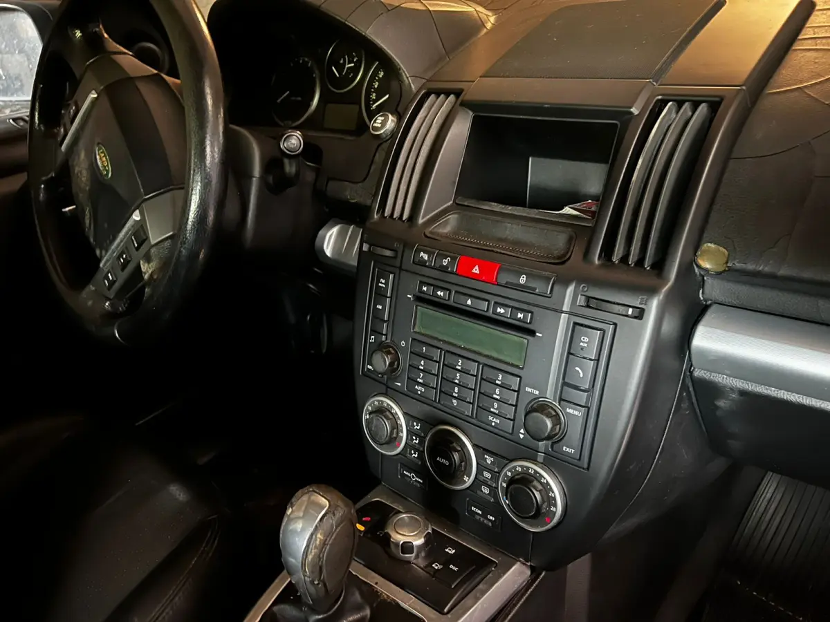 LOTE 002 - I/LR FREELANDER 2 SE I6