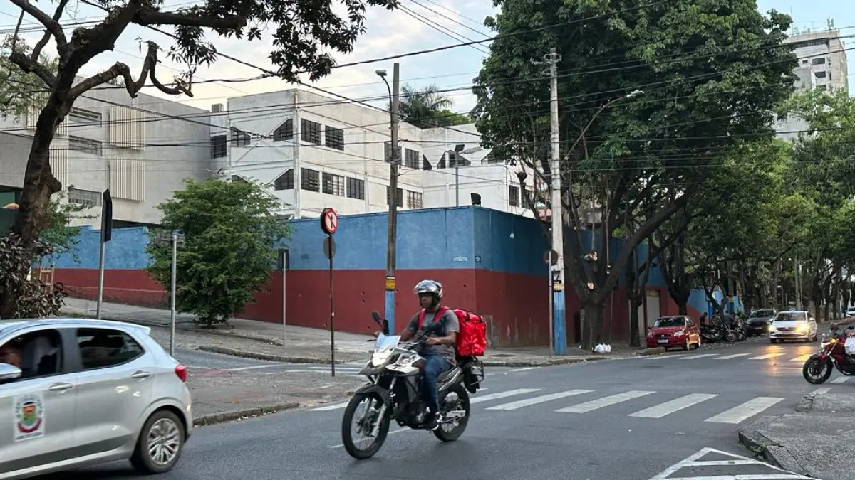LOTE 000 - IMÓVEL NO CORAÇÃO  DE BELO HORIZONTE -14.400M2 BAIRRO LOURDES