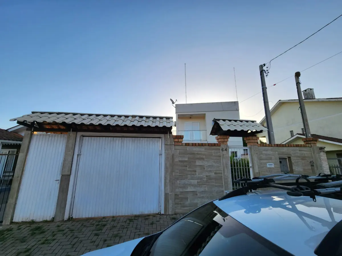 LOTE 001 - GRANDE CASA COM PISCINA NA ILHA DA PINTADA COM MAIS 4 APTS EM OBRA NO IMOVEL