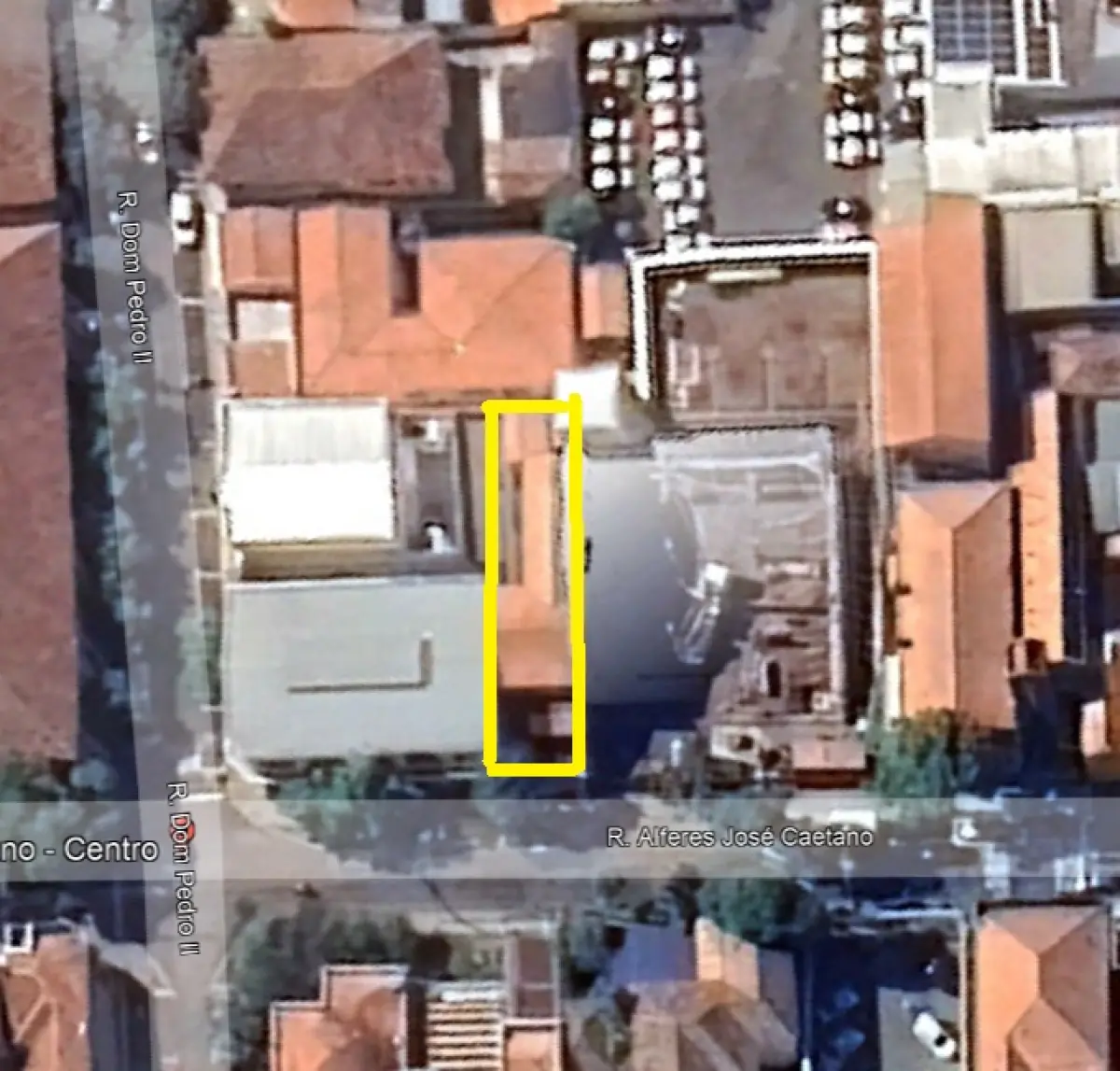 LOTE 002 - 2 ÓTIMAS CASAS QUASE NO CENTRO DE PIRACICABA/SP TERRENO LIMPO EM ARAÇATUBA/SP