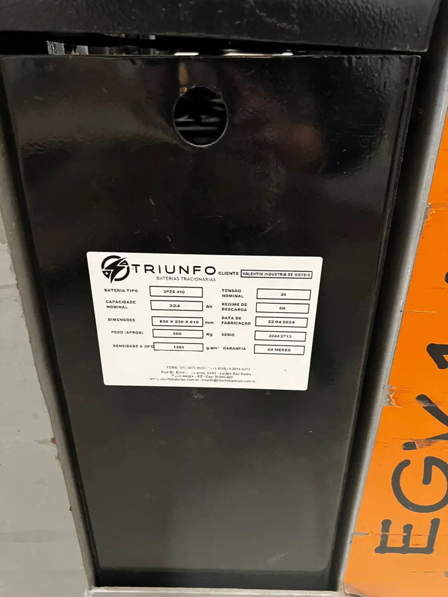 LOTE 075 - Empilhadeira elétrica Sthill 