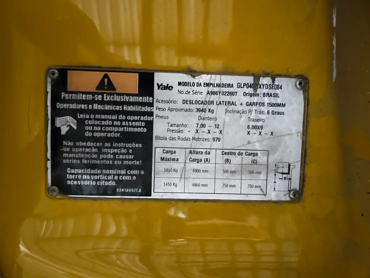 LOTE 126 - Empilhadeira Yale 
