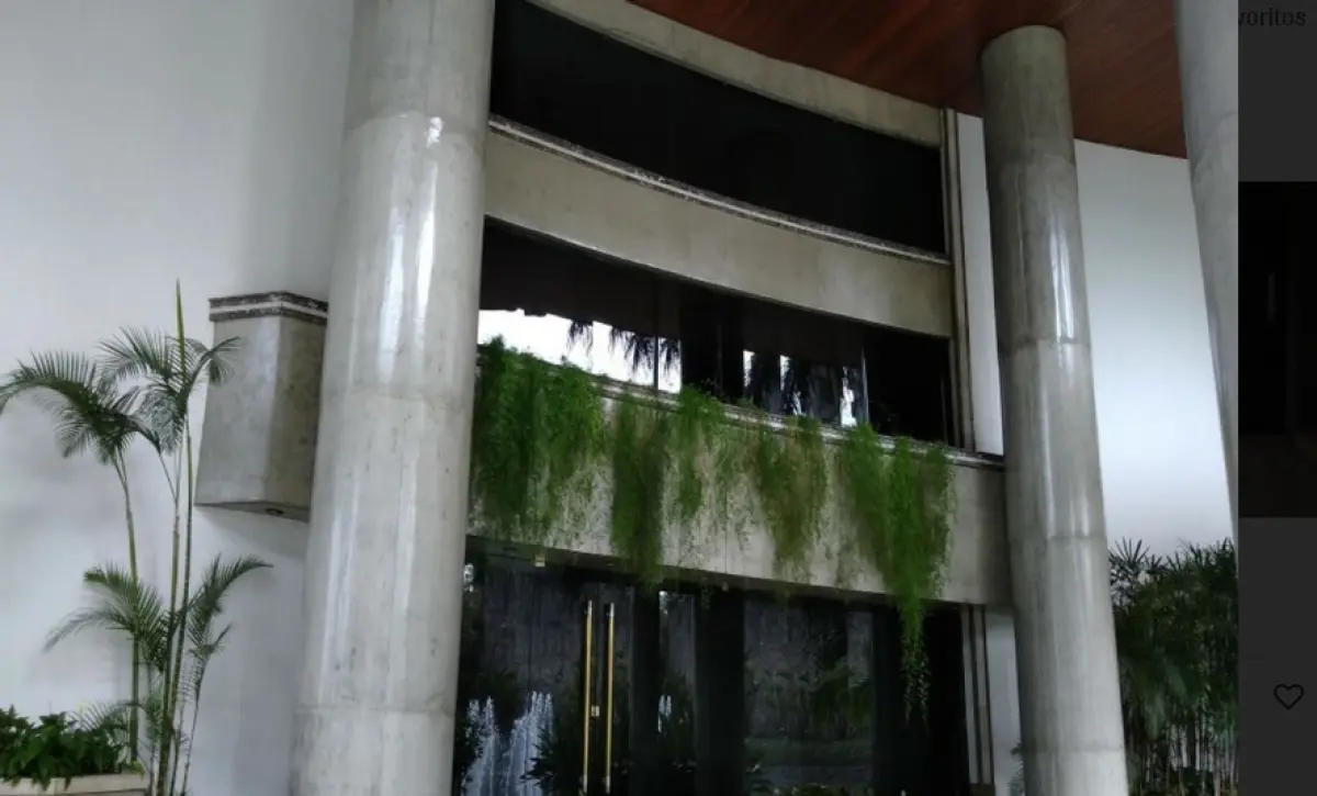 LOTE 000 - O APARTAMENTO N° 101, localizado no 10° andar do Edificio Vol D'Oiseau, situado à Avenida Giovanni Gronchi, nº 4.864, na Vila Andrade e Parque Bairro Morumbi, 29° Suddistrito  - Santo Amaro, com area privativa de 864,52m² e 5 vagas de garagem