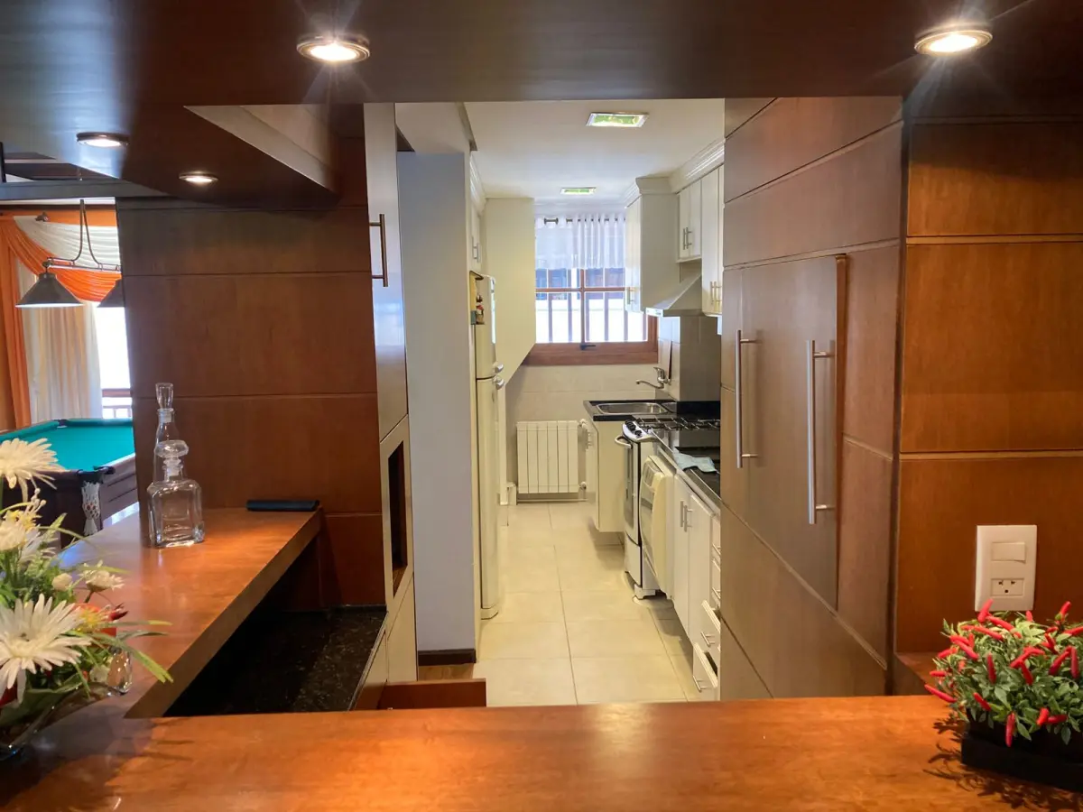 LOTE 000 - Apartamentos 405 e 406 + Box 15, 31, 32 e 14. Finamente decorado