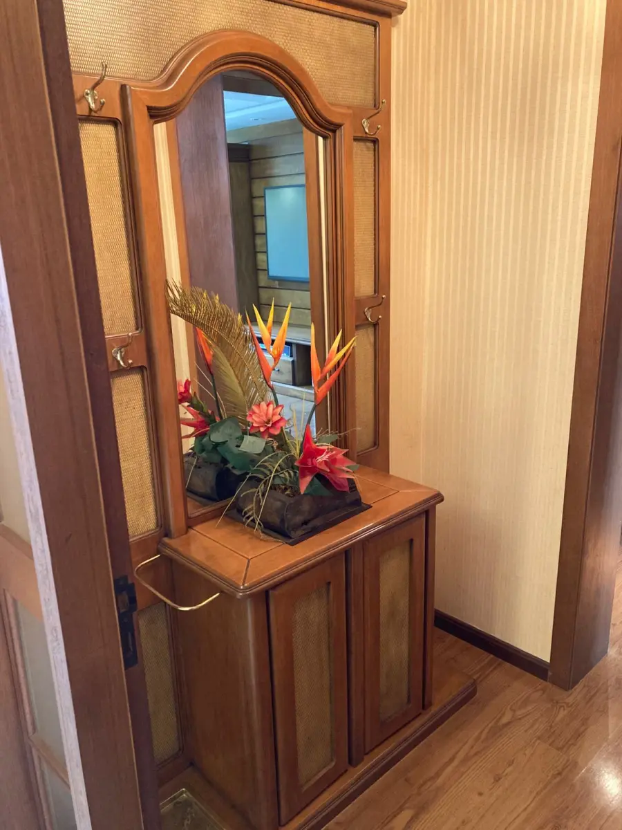 LOTE 000 - Apartamentos 405 e 406 + Box 15, 31, 32 e 14. Finamente decorado