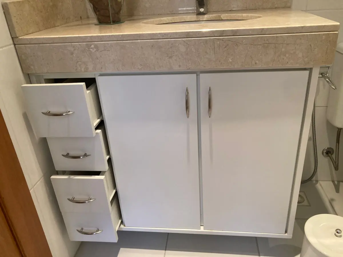 LOTE 000 - Apartamentos 405 e 406 + Box 15, 31, 32 e 14. Finamente decorado