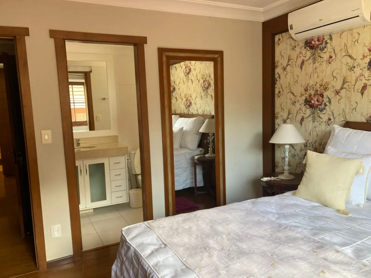 LOTE 000 - Apartamentos 405 e 406 + Box 15, 31, 32 e 14. Finamente decorado