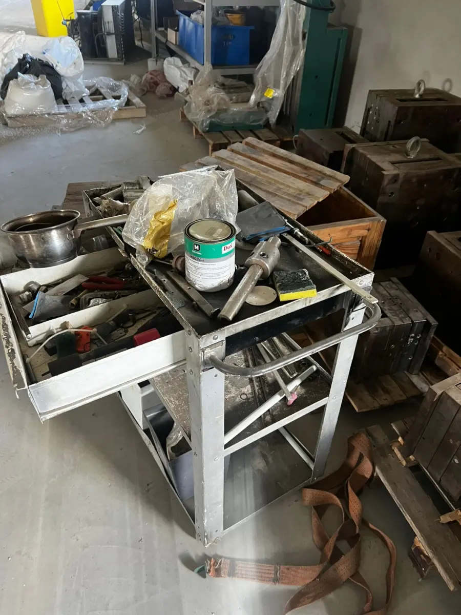 LOTE 000 - SOPRADORA BEKUM, MÃO FRANCESA C/ TALHA ELÉTRICA, UNIDADE DE RESFRIAMENTO, MOTOR P/ REFRIGERAÇÃO, GIRAFA HIDRÁULICA E MÓVEIS DIVERSOS