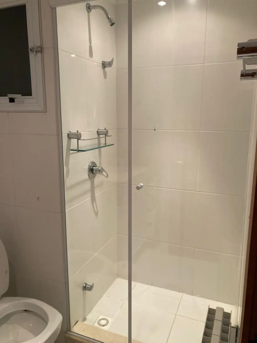 LOTE 000 - Apartamentos 405 e 406 + Box 15, 31, 32 e 14. Finamente decorado