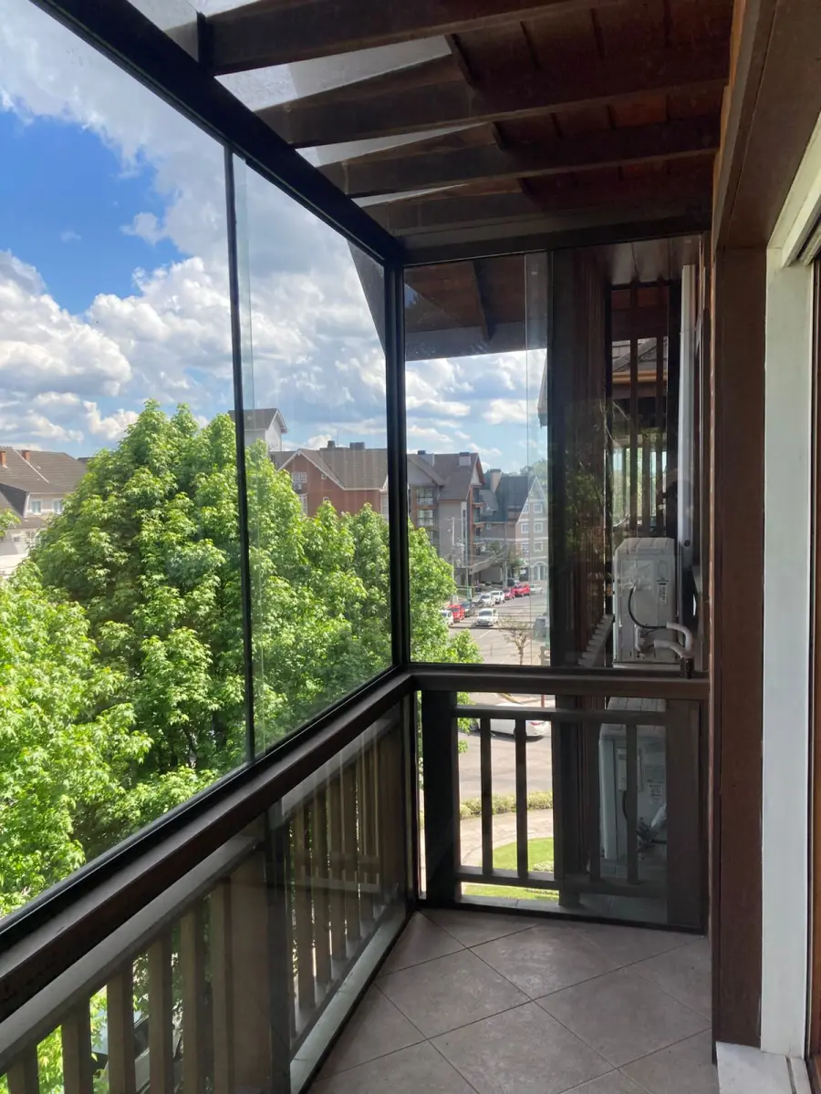 LOTE 000 - Apartamentos 405 e 406 + Box 15, 31, 32 e 14. Finamente decorado