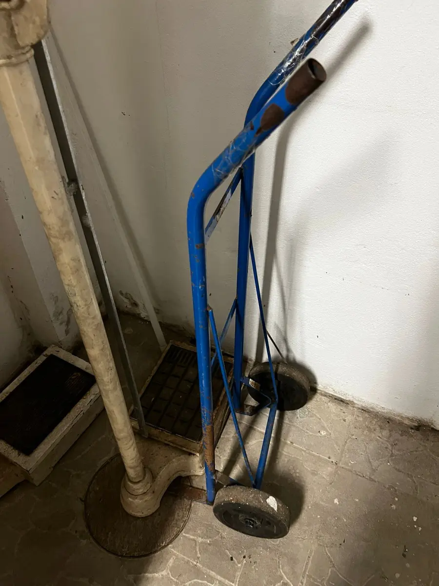 LOTE 002 - LOTE PREJUDICADO - Lote englobado de ferramentas