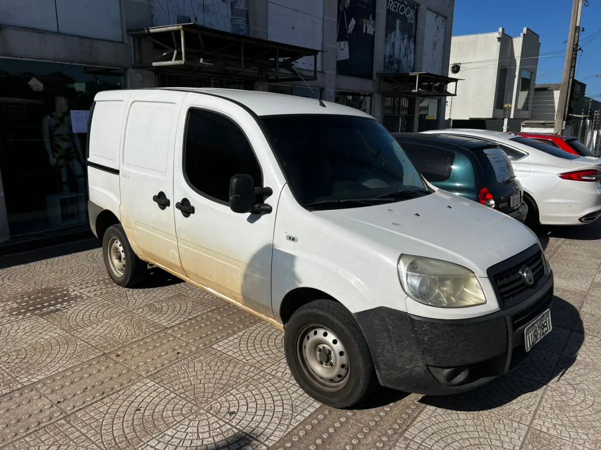 LOTE 000 - Fiat Doblo Cargo 1.8 mpi Fire Flex, ano 2013, branca