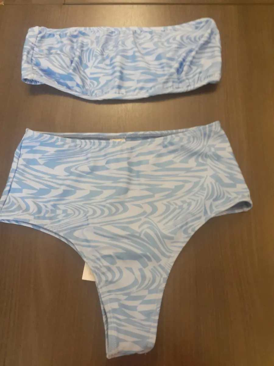 LOTE 000 - BIQUÍNIS