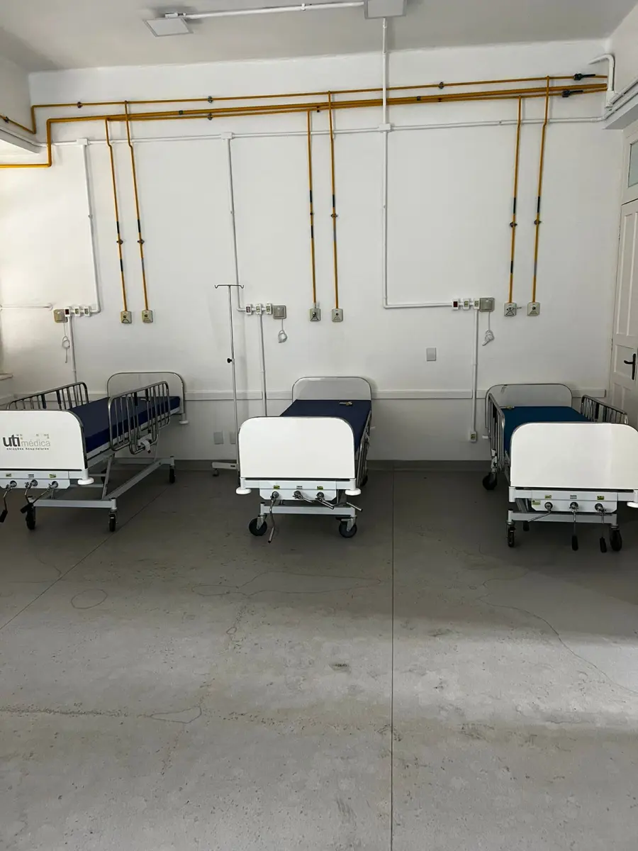 LOTE 001 - Bens móveis LOTE ENGOLBADO