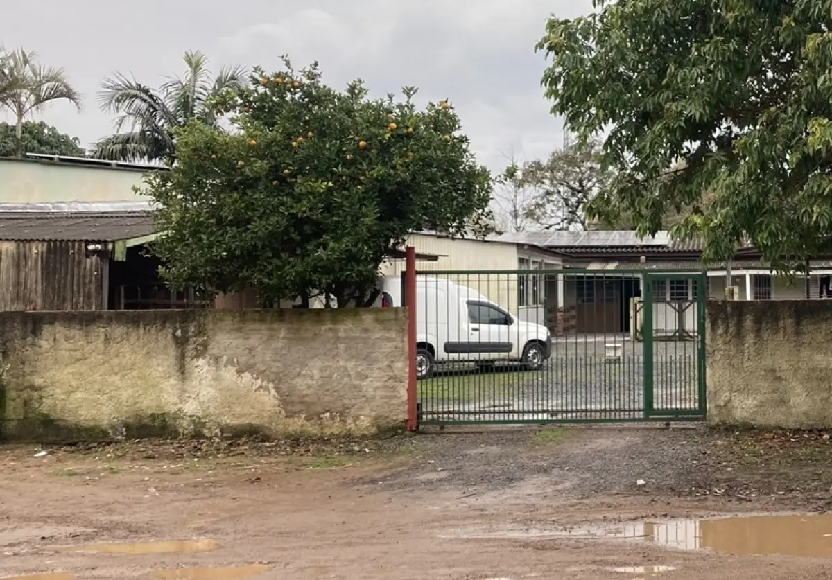 LOTE 091 - Um terreno constituído do lote número dezenove (19), da quadra número vinte e cinco (25)