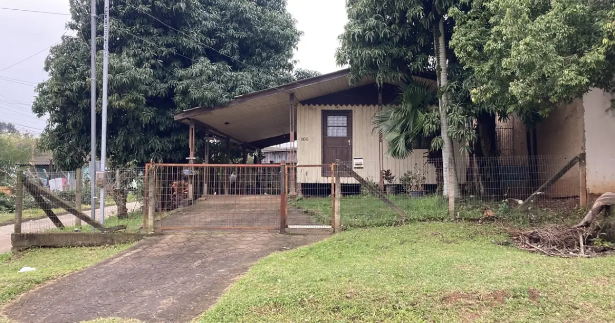 LOTE 079 - Um terreno constituído do lote número dezessete (17), da quadra número vinte e quatro (24)