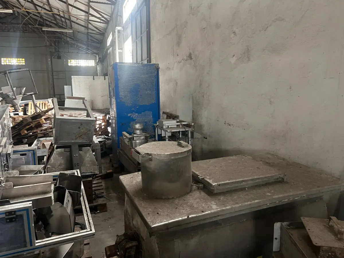 LOTE 001 - LOTE ENGOLBADO DE EQUIPAMENTOS PARA INUSTRIA