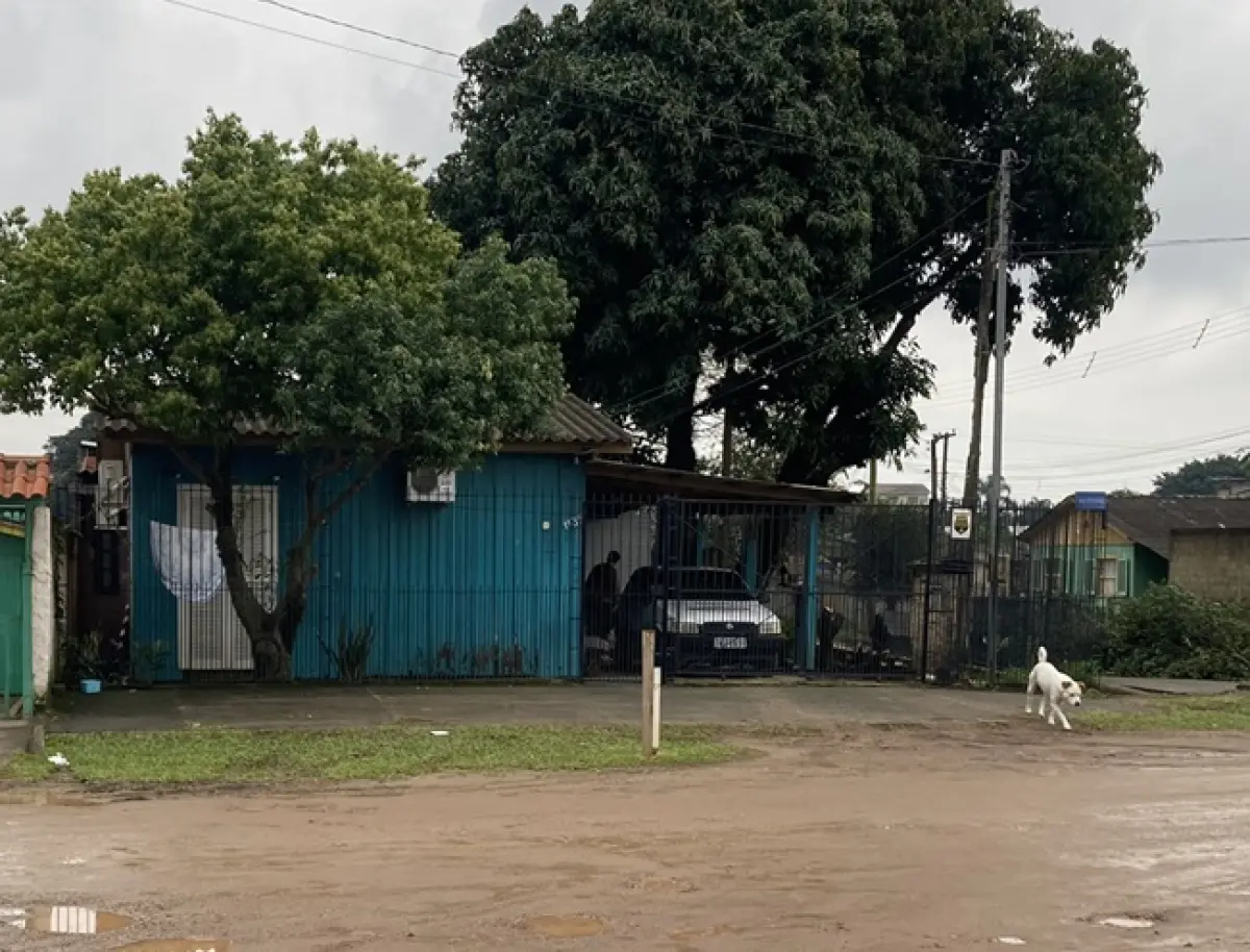 LOTE 094 - Um terreno constituído do lote número um (1), da quadra número trinta e três (33),