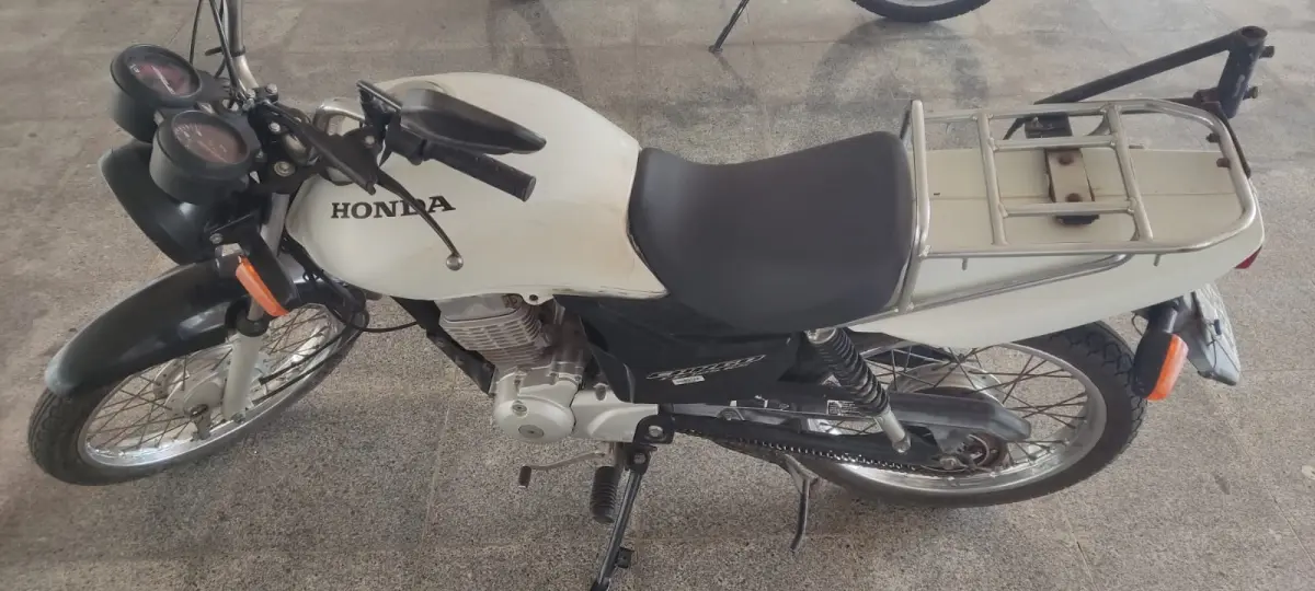 LOTE 008 - HONDA CG 125