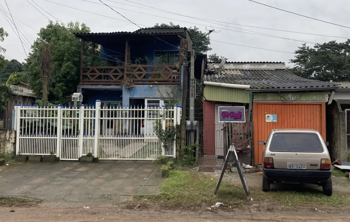 LOTE 102 - Um terreno constituído do lote número vinte e nove (29), da quadra número trinta e três (33)