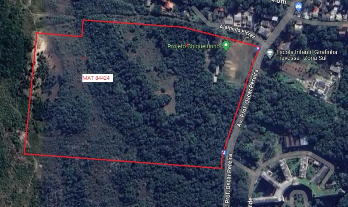 LOTE 003 - Uma área de terras localizada no bairro Belém Velho, município de Porto Alegre, sem quarteirão definido, entestando com a Av. Profº Oscar Pereira, lado ímpar, entre as Estradas Antônio Borges e Costa Gama, com 97.640,34m² de superfície .Matrícula nº 84.424 do Registro de Imóveis da 3ª Zona de Porto Alegre