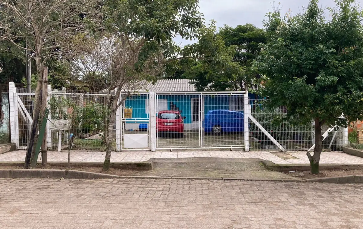 LOTE 037 - Um terreno constituído do lote número dois (02), da quadra número vinte e oito (28)