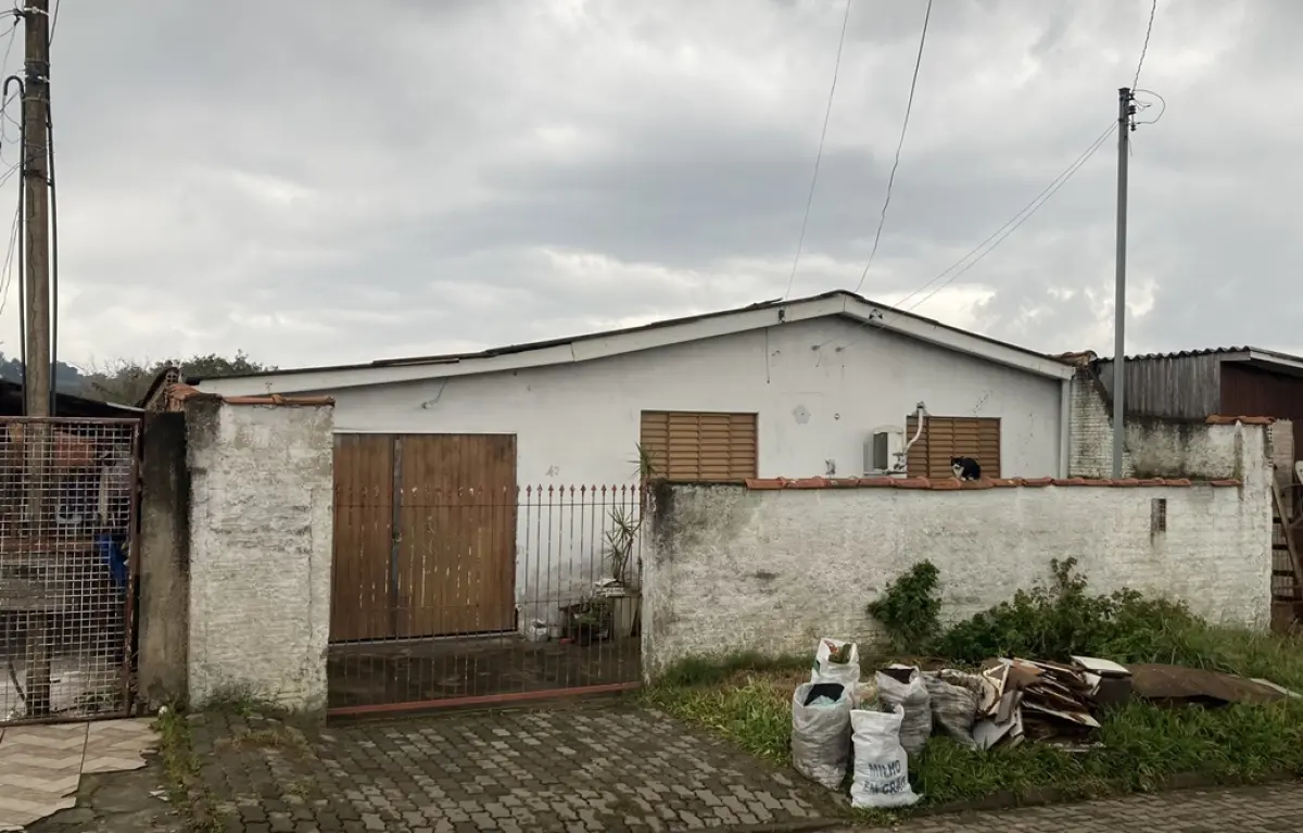 LOTE 070 - Um terreno constituído do lote número oito (8), da quadra número vinte e quatro (24)