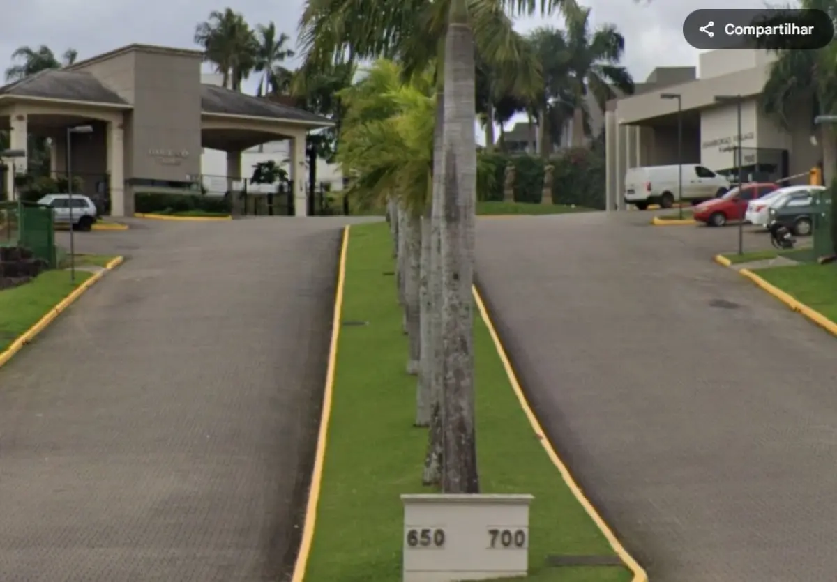 LOTE 005 - NOVO HAMBURGO - O imóvel nº 41 do Condomínio Hamburgo Village 4 Estações sob o nº. 700 da Rua Mundo Novo