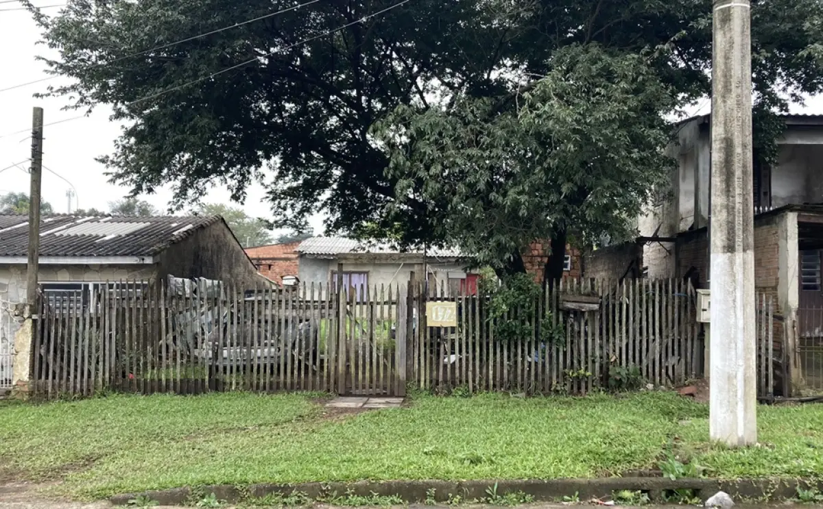 LOTE 062 - Um terreno constituído do lote número quarenta (40), da quadra número trinta e três (33)