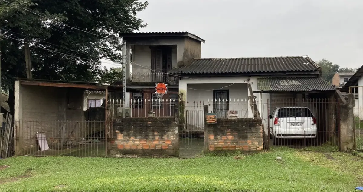 LOTE 044 - Um terreno constituído do lote número quarenta e um (41) da quadra número trinta e três (33)